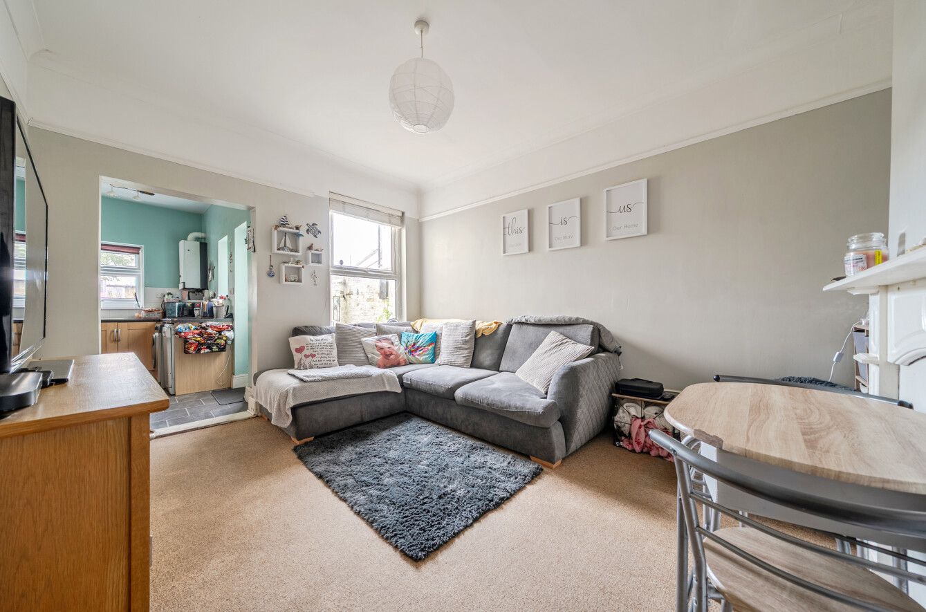 Avenue Road, Gosport, Hampshire, PO12