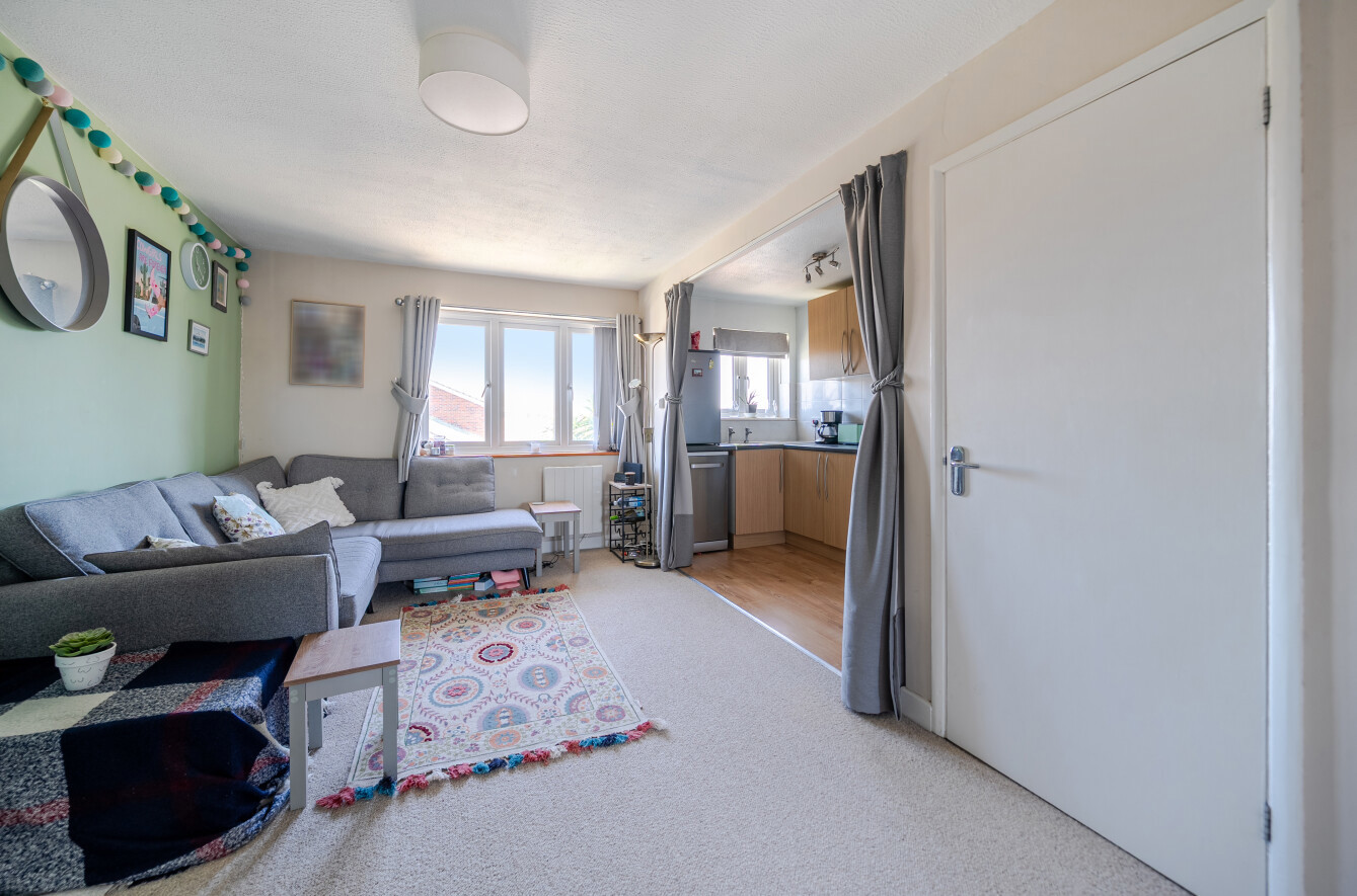 Sea Crest Road, Lee-on-the-solent, Hampshire, PO13 Sea Crest Road, Lee-on-the-solent, Hampshire, PO13 - Charters