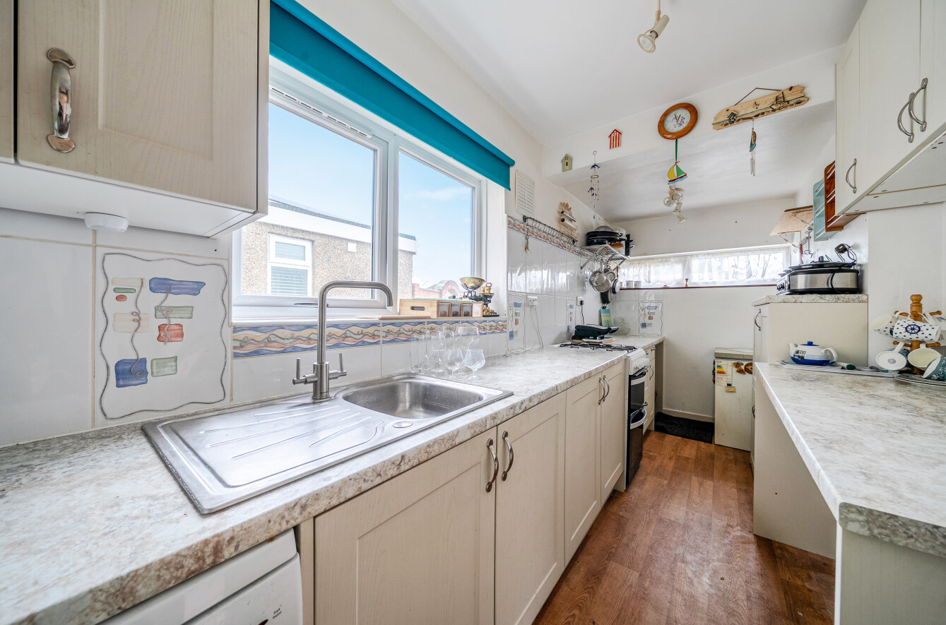 Oval Gardens, Gosport, Hampshire, PO12 - Charters