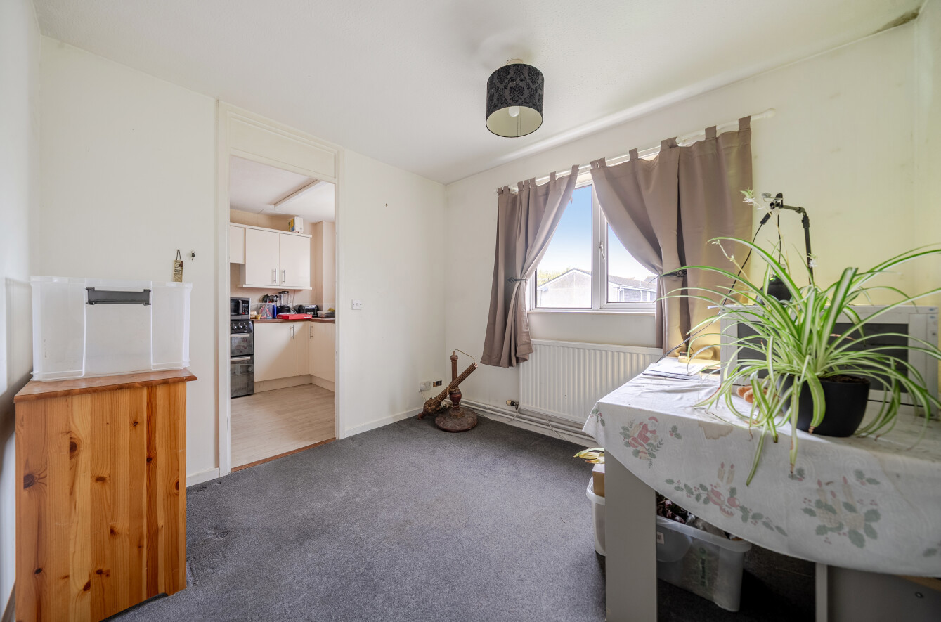 Pipit Close, Hardway, Gosport, Hampshire, PO12 - Charters