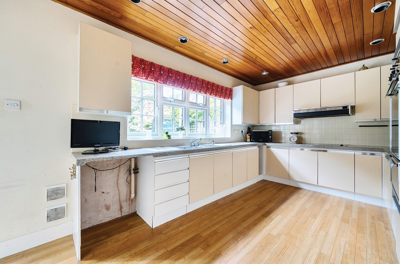 Hook Road, Ampfield, Romsey, Hampshire, SO51 - Charters