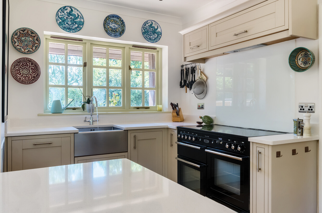 Lordswood, Highbridge, Hampshire, SO50 - Charters