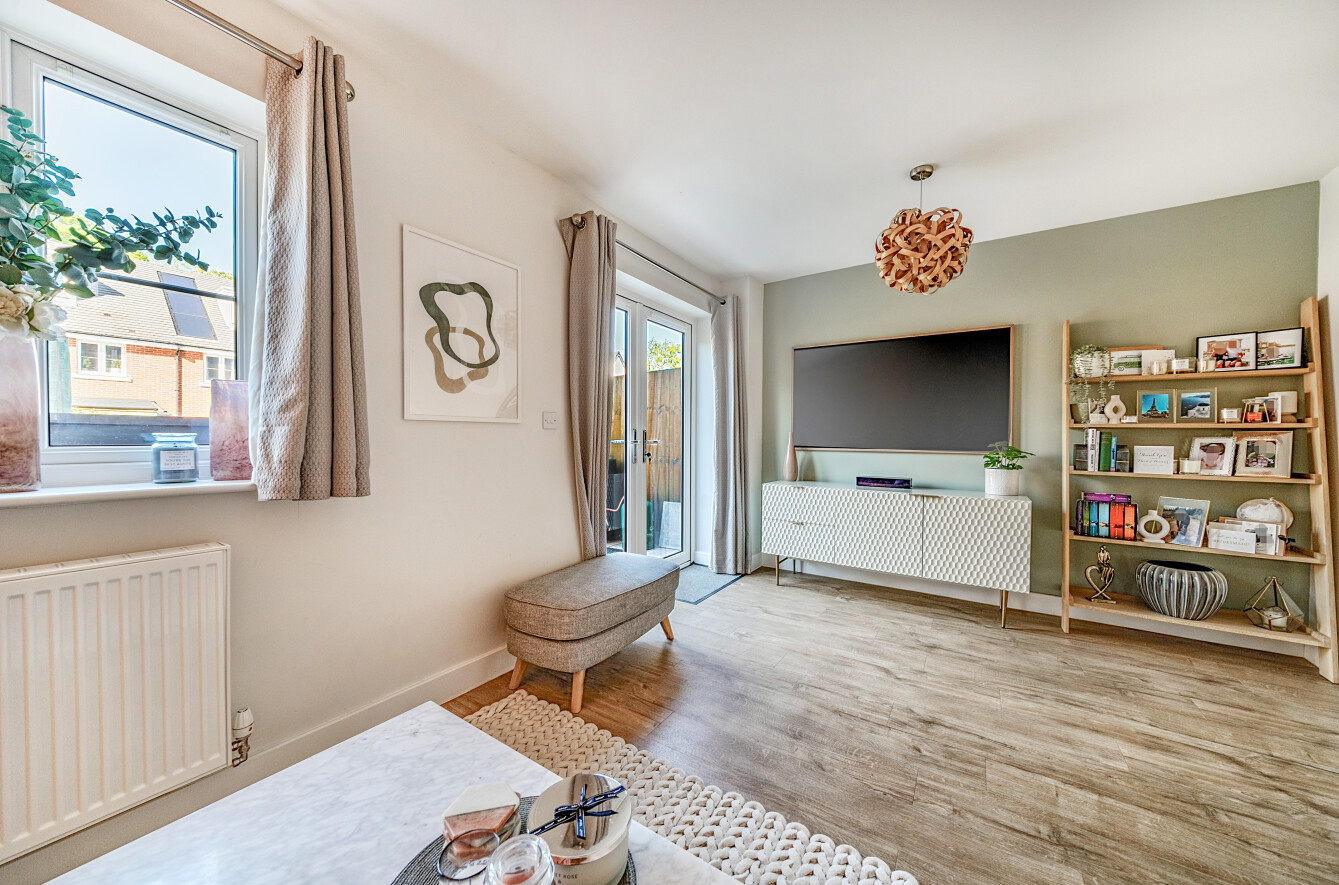 Beedon Way, Eastleigh, Hampshire, SO50 - Charters