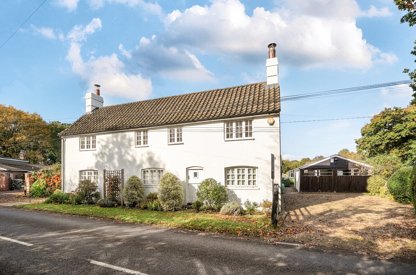 Flexford Road, Chandlers Ford, Hampshire, SO52 - Charters