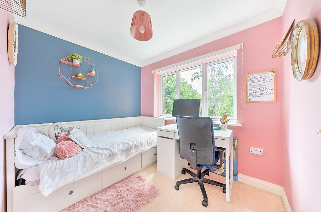 Morley Gardens, Hiltingbury, Chandler's Ford, Hampshire, SO53