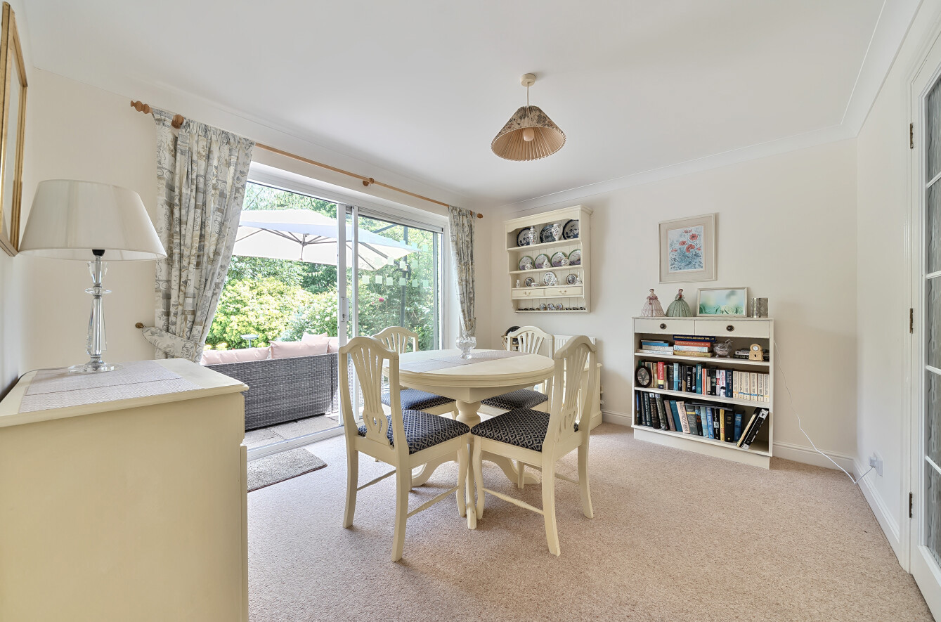 Newlands Close, Chandler's Ford, Eastleigh, Hampshire, SO53 - Charters