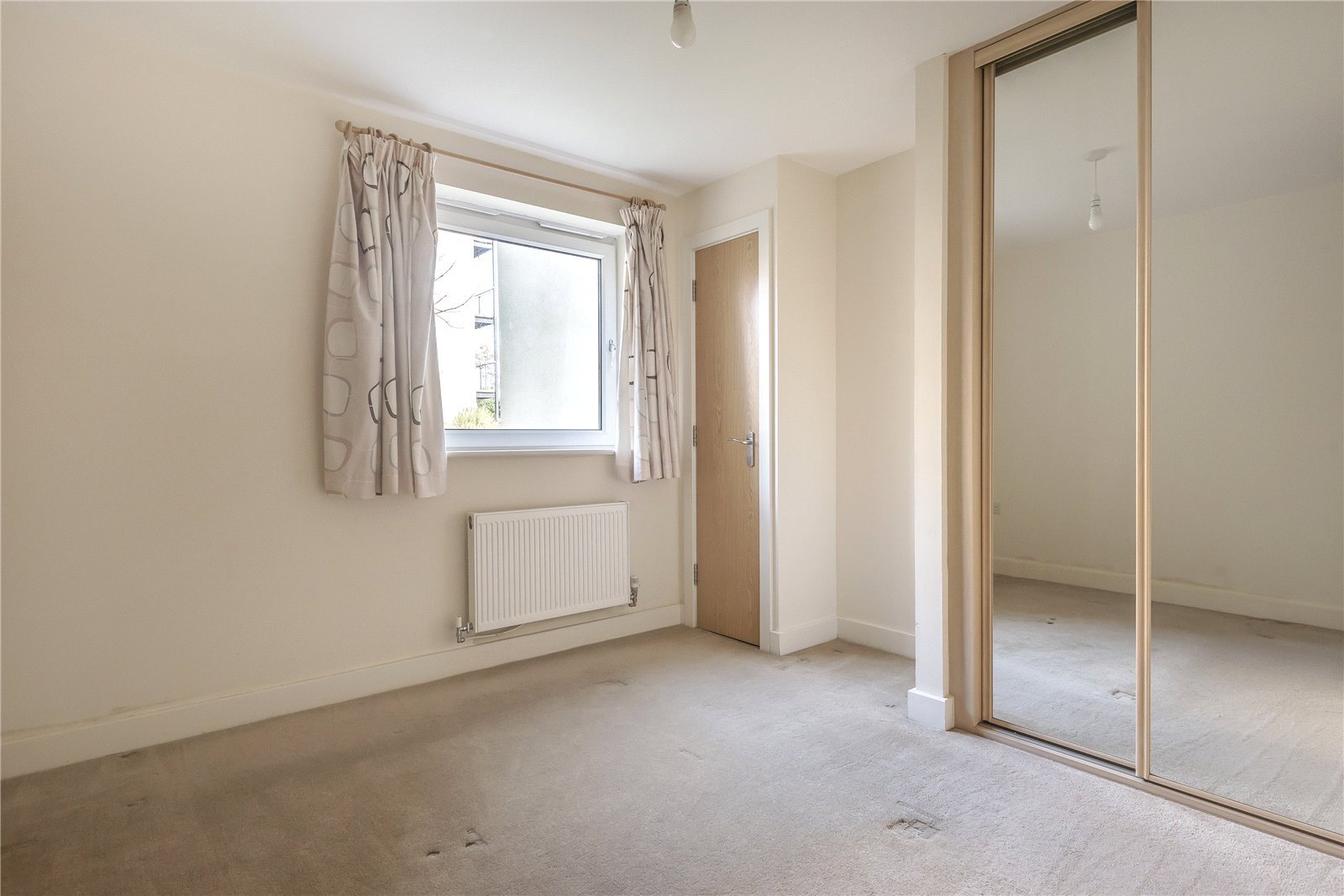 Hut Farm Place, Chandlers Ford, Hampshire, SO53 Hut Farm Place, Chandlers Ford, Hampshire, SO53 - Charters