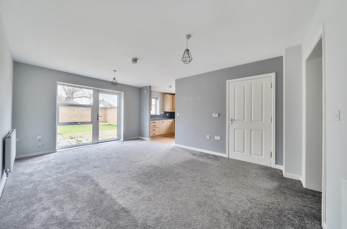 Tichborne Road, Eastleigh, Hampshire, SO50 - Charters