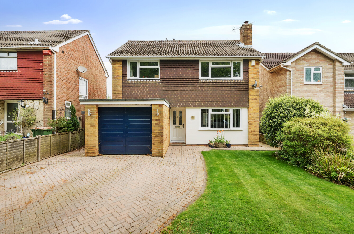 Hillcrest Avenue, Chandler's Ford, Hampshire, SO53