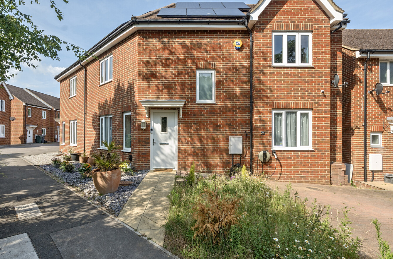 Sand Martin Close, Eastleigh, Hampshire, SO50