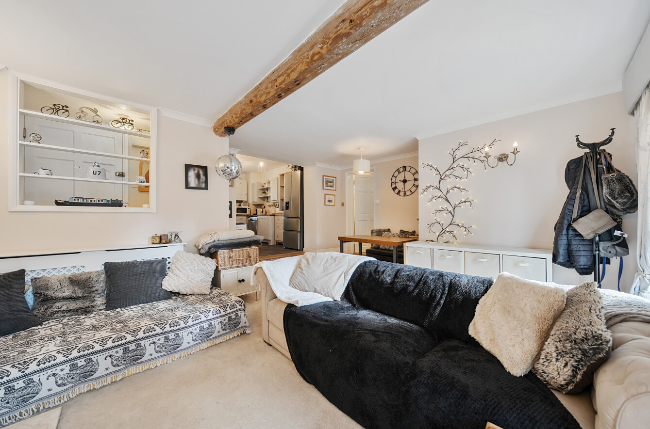 Main Road, Otterbourne, Winchester, Hampshire, SO21 - Charters