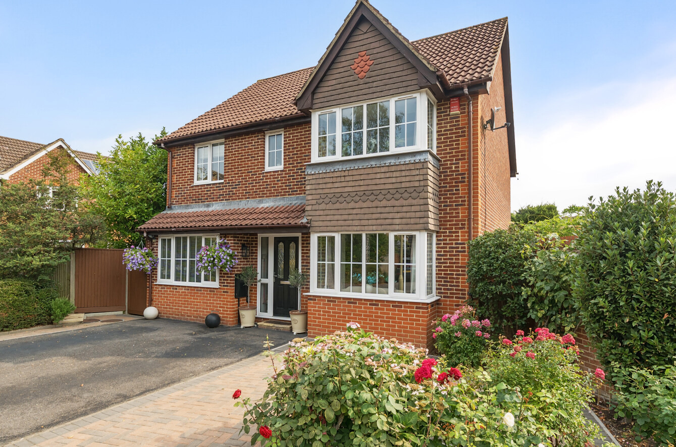 Sir Galahad Road, Chandler's Ford, Eastleigh, Hampshire, SO53