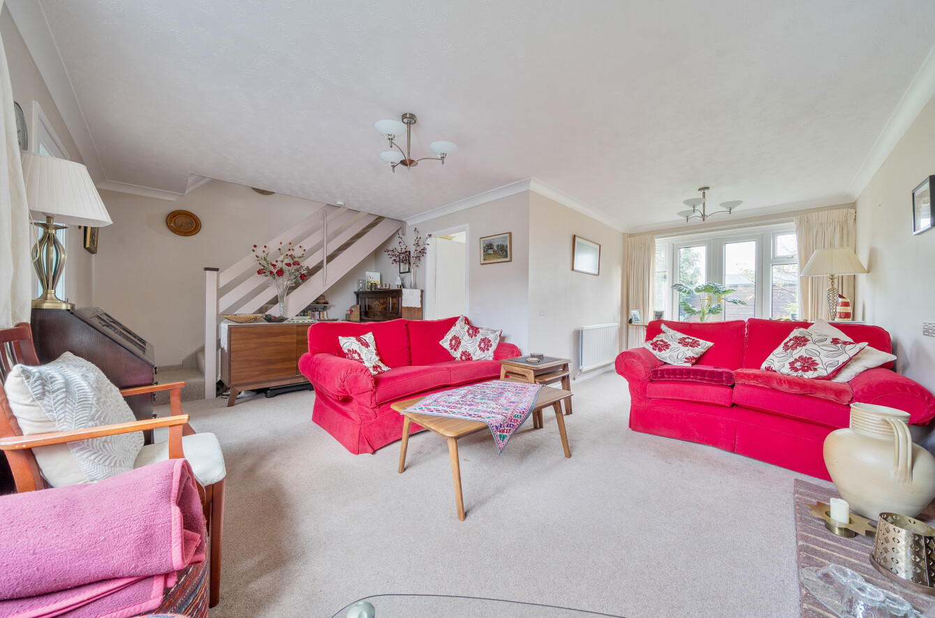 Charlecote Drive, Chandler's Ford, Eastleigh, Hampshire, SO53 - Charters