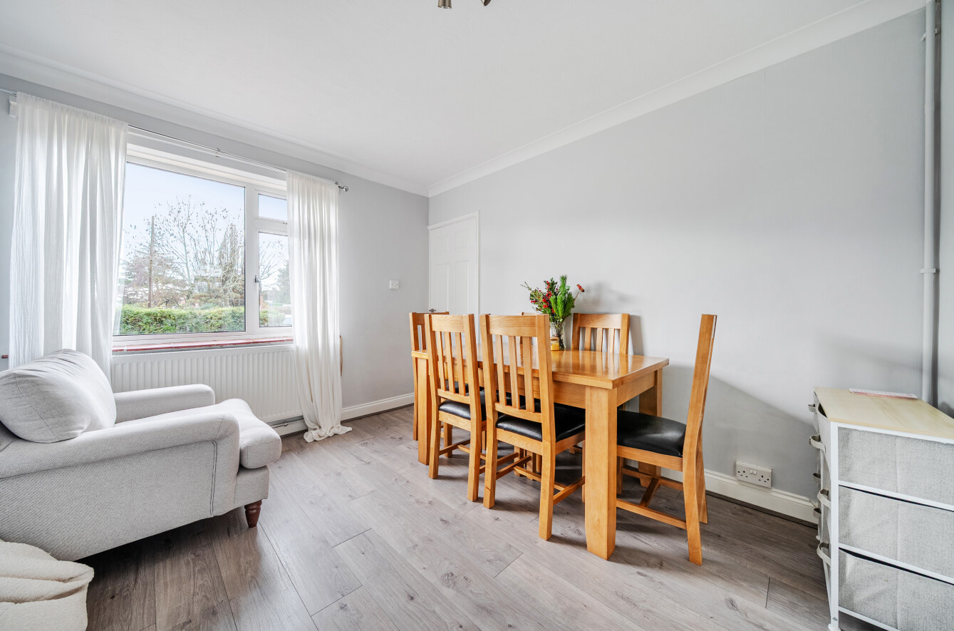 Oakmount Road, Chandler's Ford, Eastleigh, Hampshire, SO53 - Charters