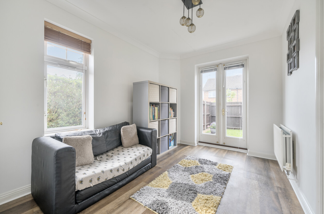 Barn Piece, Chandler's Ford, Hampshire, SO53