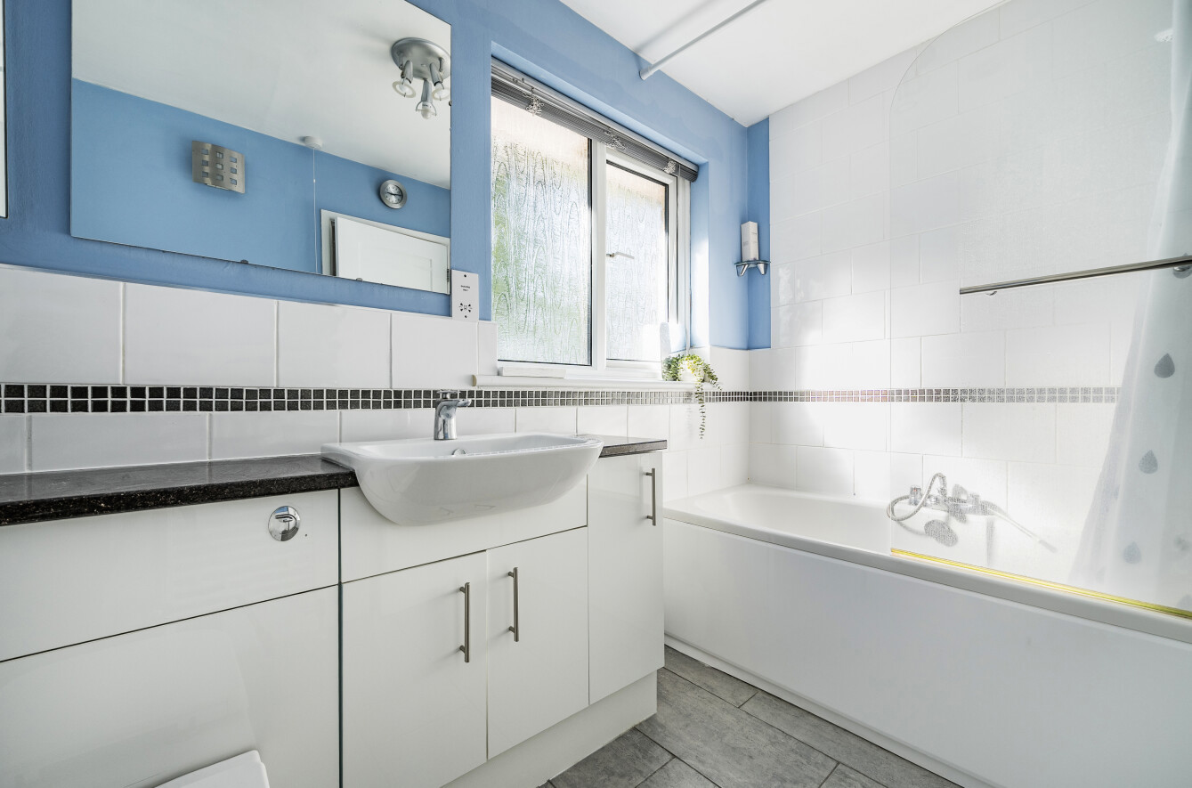 Queens Road, Hiltingbury, Chandler's Ford, Hampshire, SO53