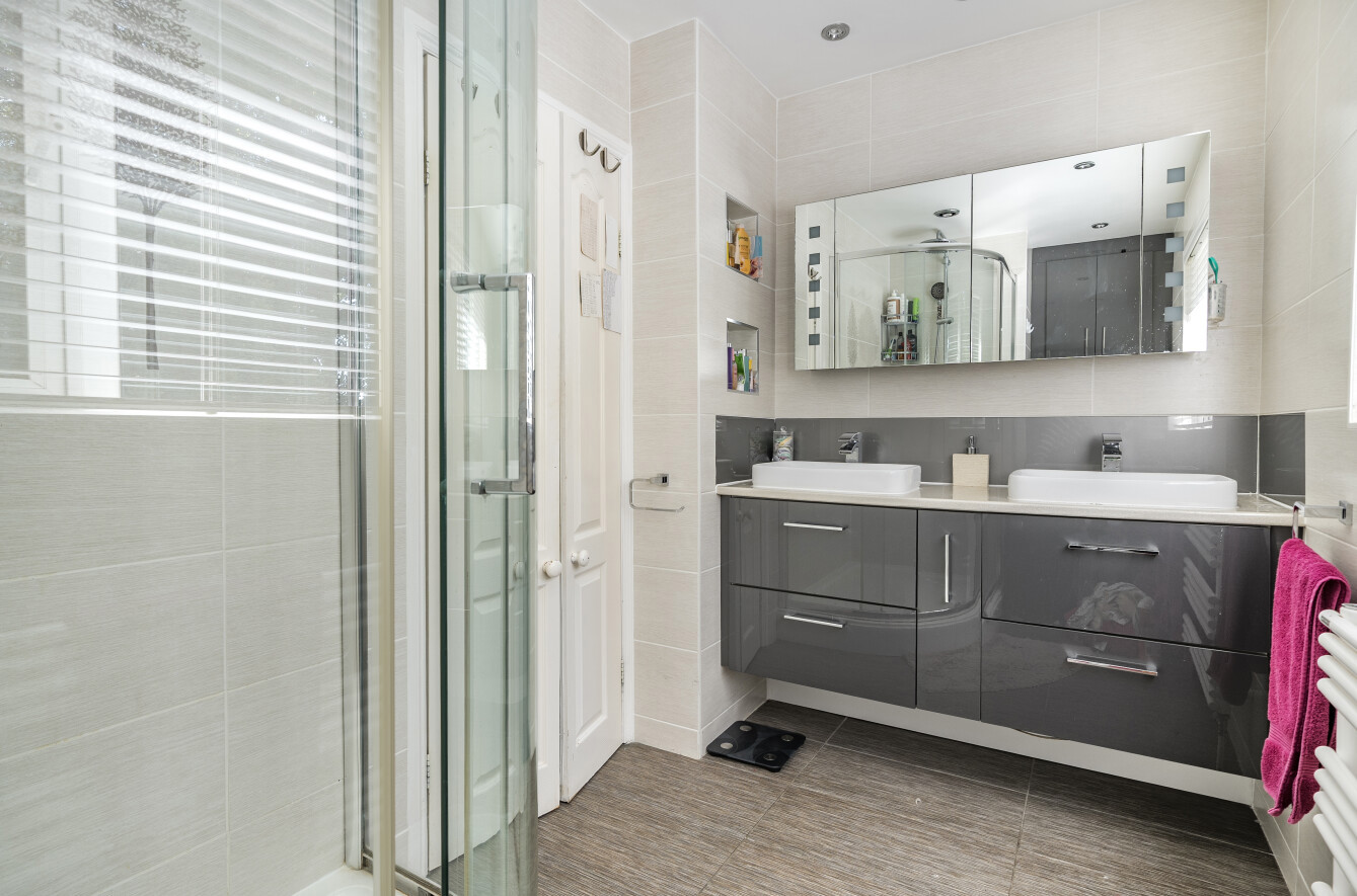 Queens Road, Hiltingbury, Chandler's Ford, Hampshire, SO53