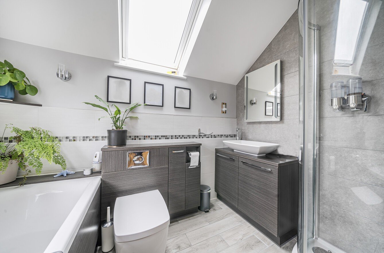 Rogers Road, Bishopstoke, Eastleigh, Hampshire, SO50