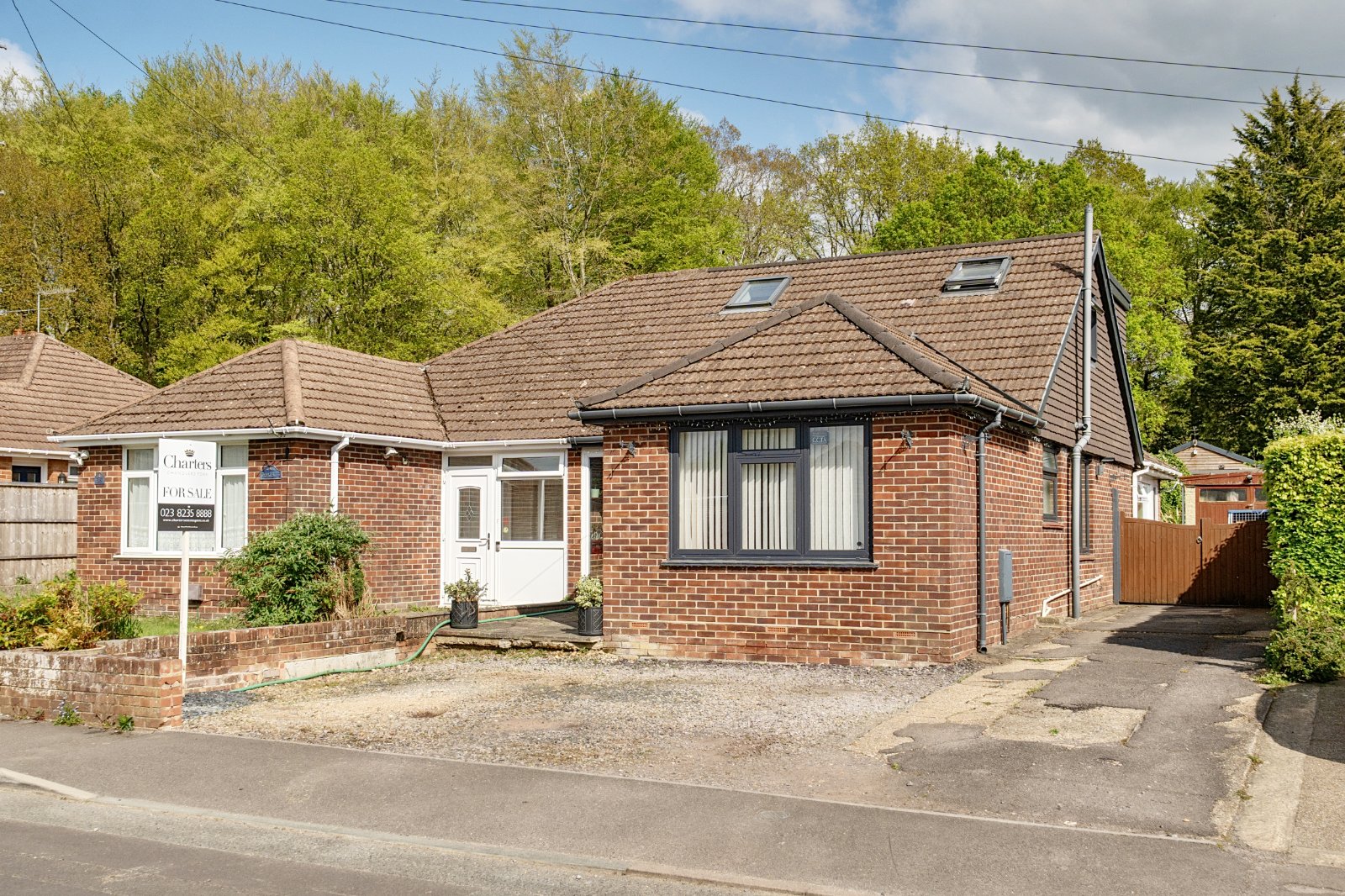 Rogers Road, Bishopstoke, Eastleigh, Hampshire, SO50 - Charters