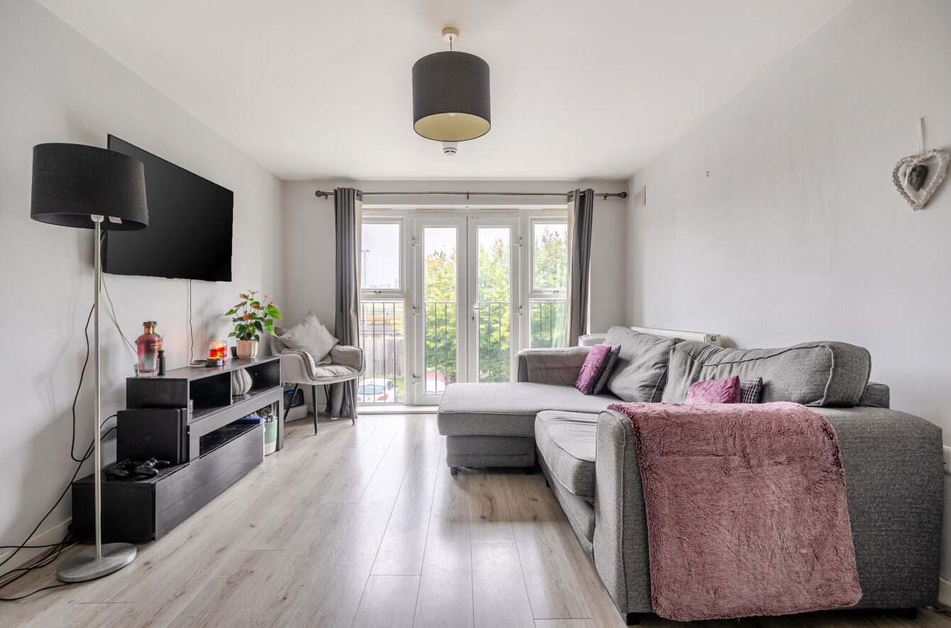 Alexander Square, Eastleigh, Hampshire, SO50 Alexander Square, Eastleigh, Hampshire, SO50 - Charters