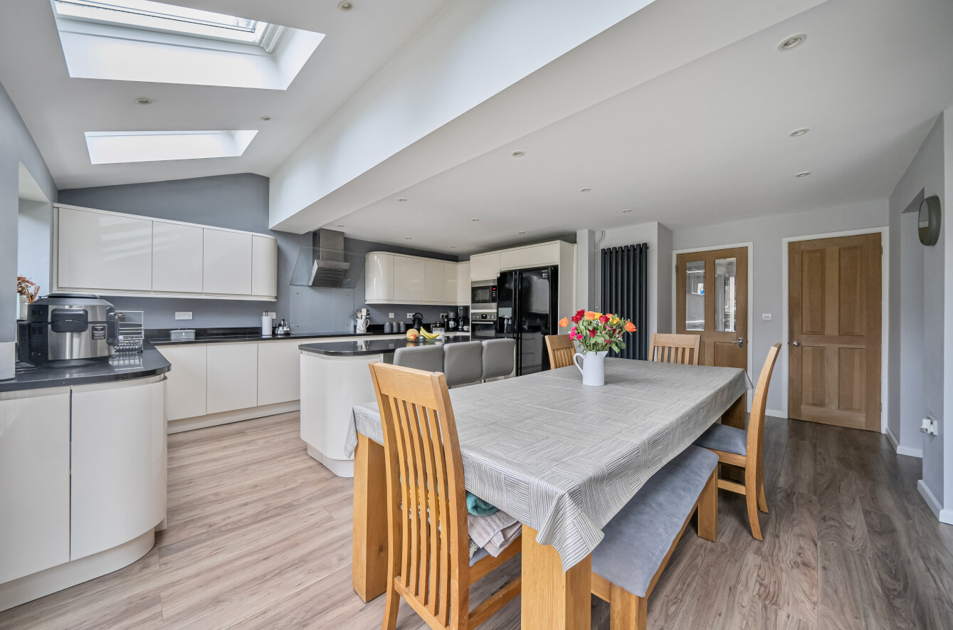 Thetford Gardens, Chandler's Ford, Hampshire, SO53 - Charters