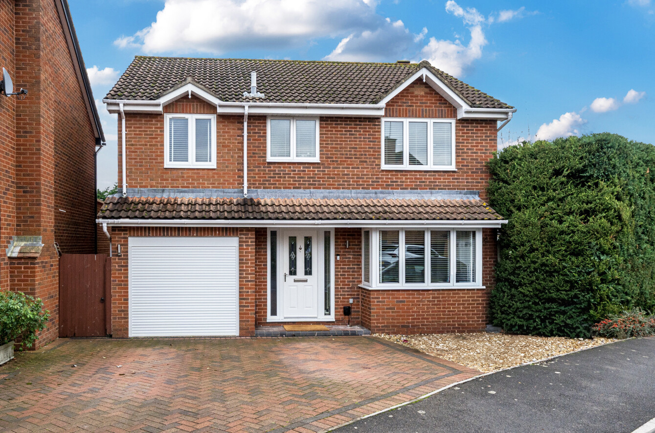 Thetford Gardens, Chandler's Ford, Hampshire, SO53