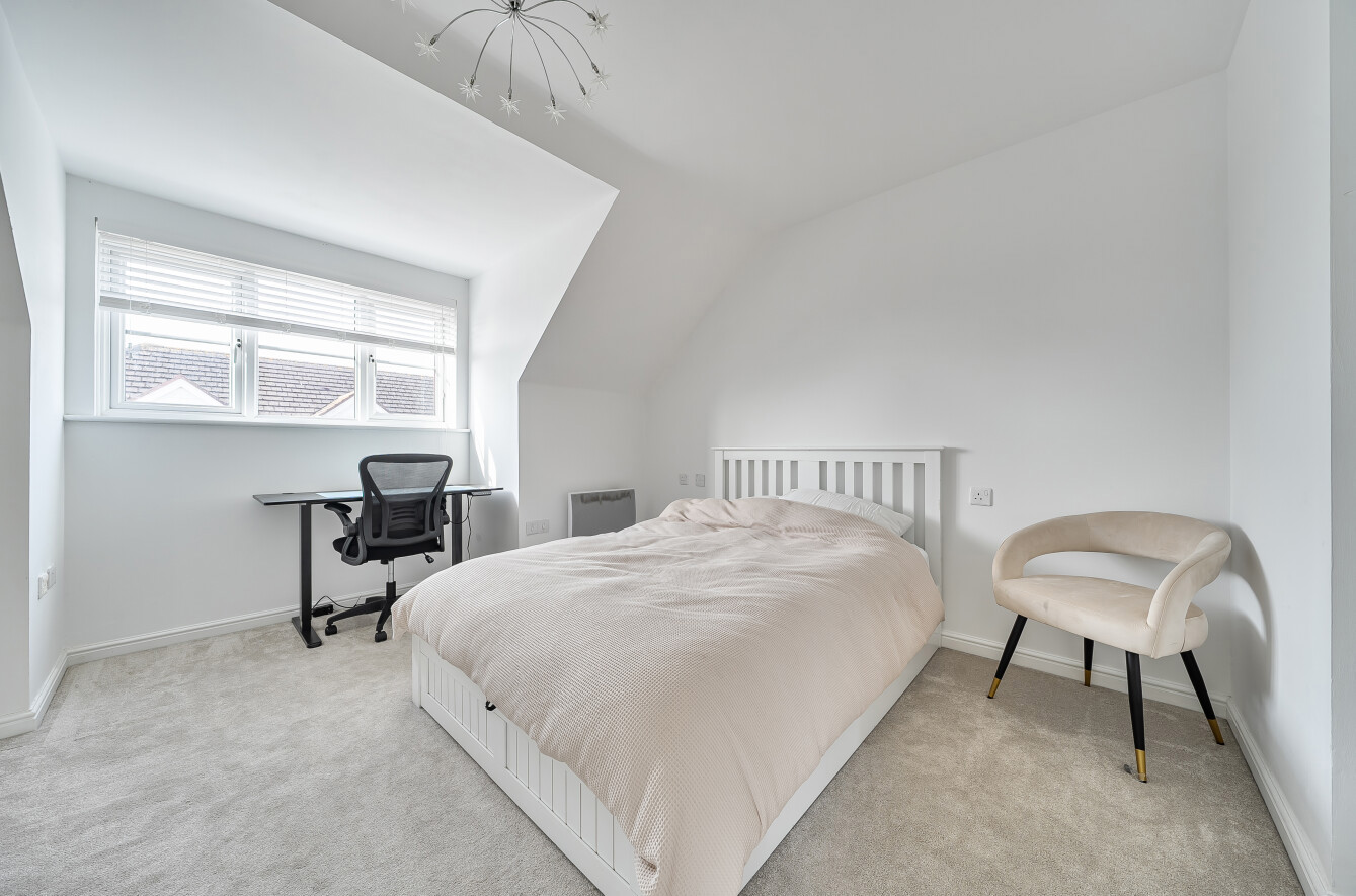 Bright Wire Crescent, Eastleigh, Hampshire, SO50