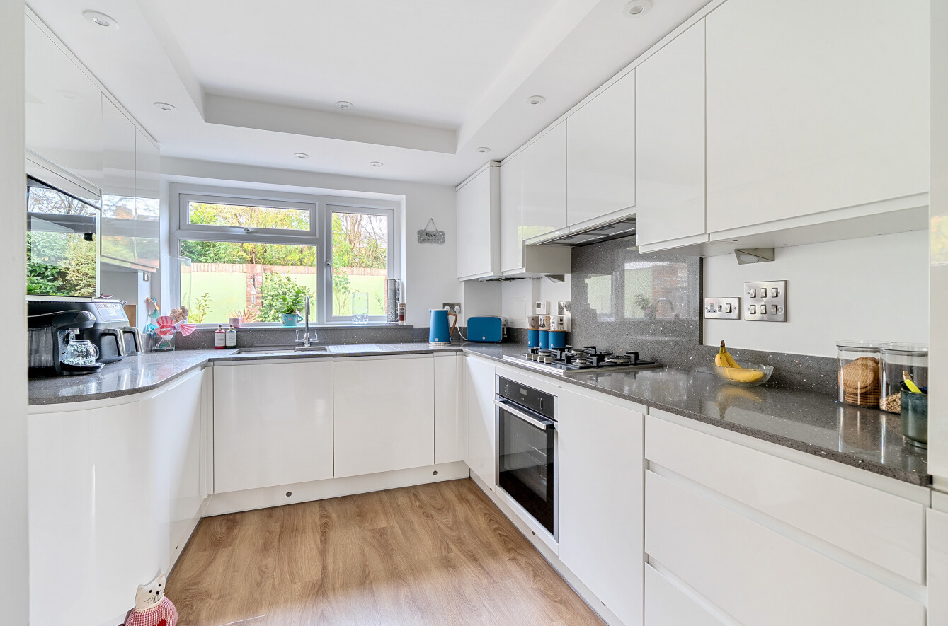 Chatsworth Road, Eastleigh, Hampshire, SO50 Chatsworth Road, Eastleigh, Hampshire, SO50 - Charters