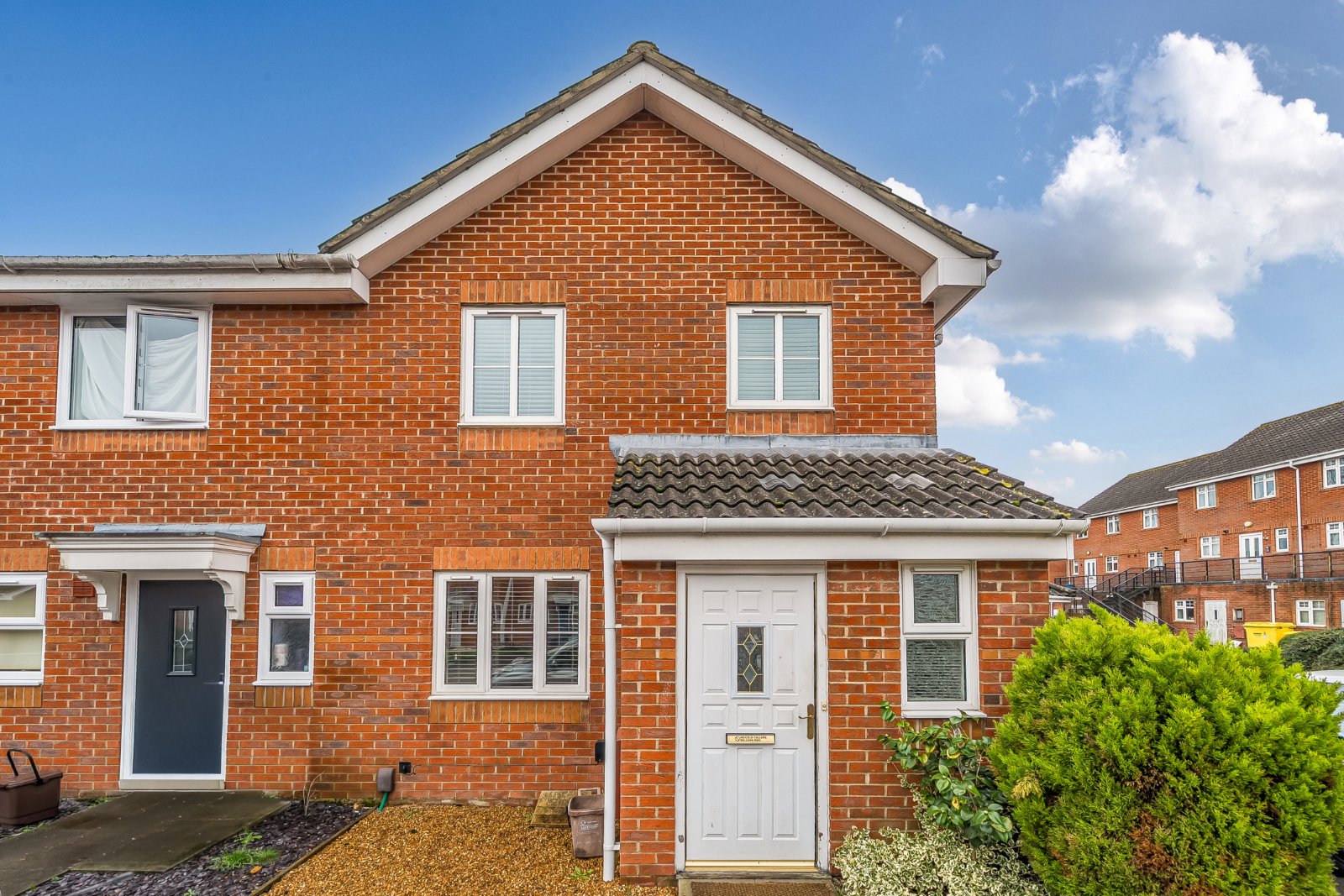 Cable Street, Eastleigh, Hampshire, SO50 - Charters