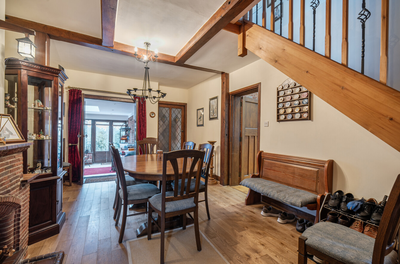 Clanfield Drive, Chandler's Ford, Hampshire, SO53 - Charters