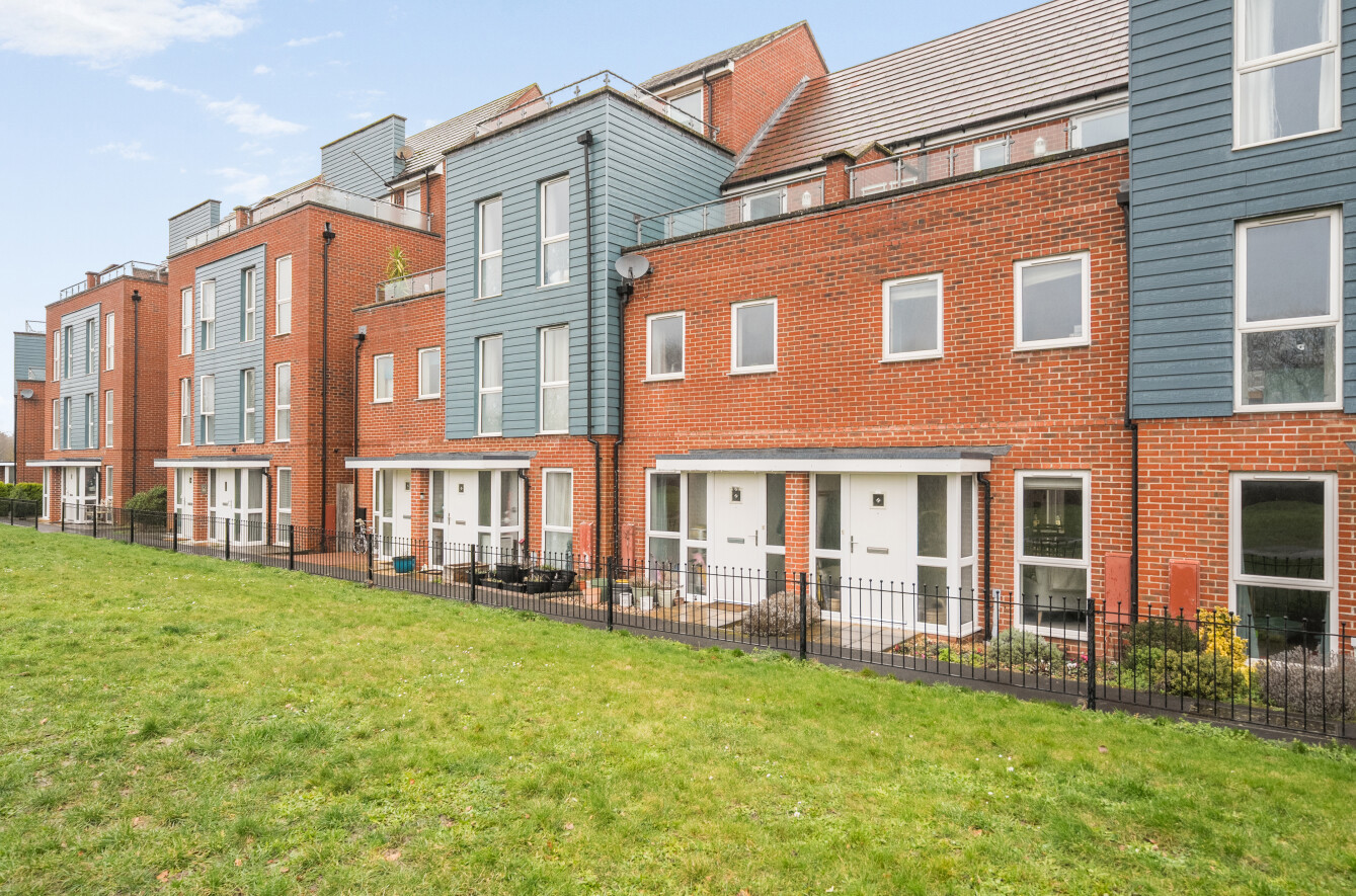 Ambassador Walk, Eastleigh, Hampshire, SO50