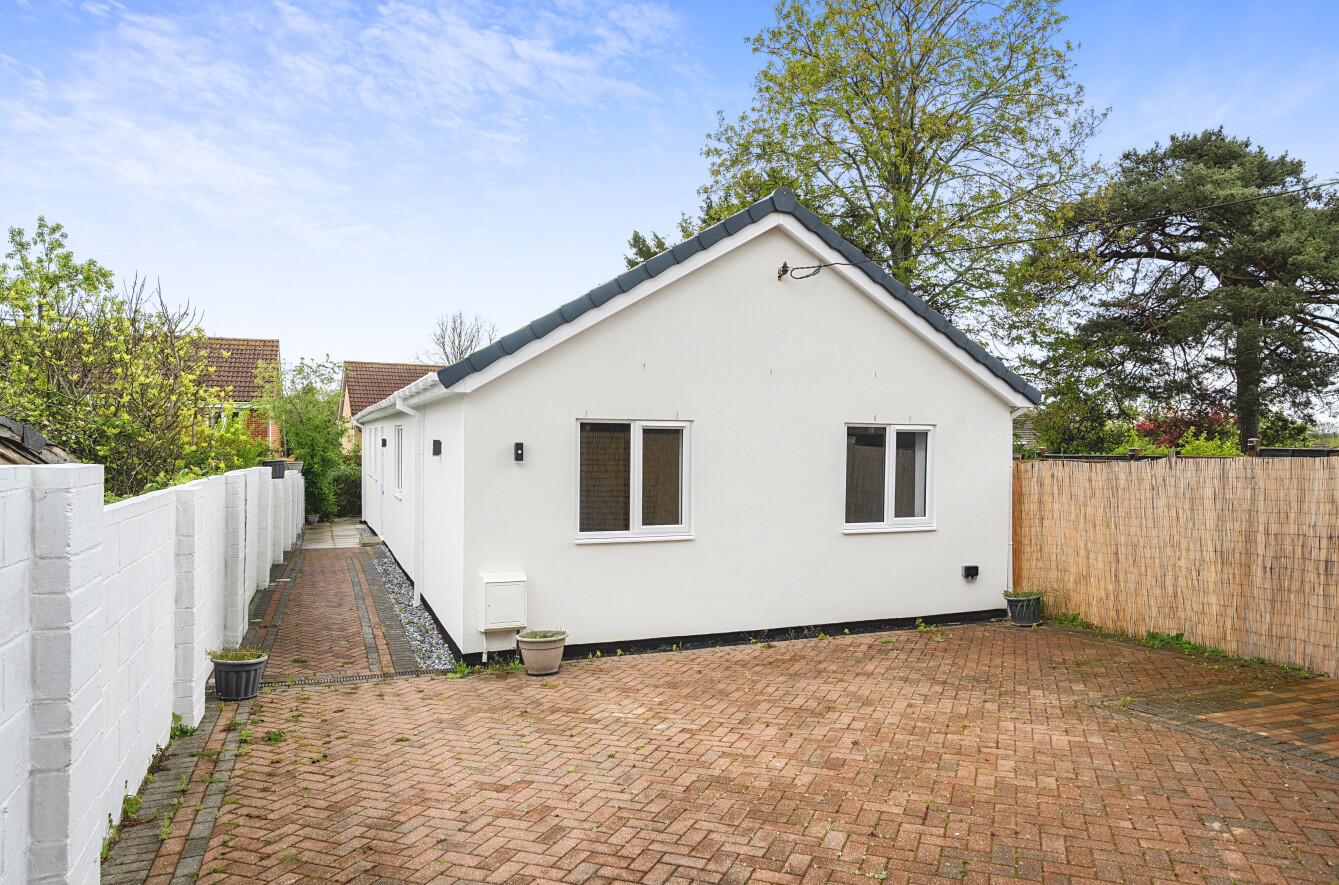 Shaftesbury Avenue, Chandler's Ford, Eastleigh, Hampshire, SO53 - Charters