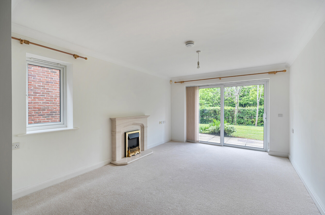 Shannon Way, Chandler's Ford, Eastleigh, Hampshire, SO53 - Charters