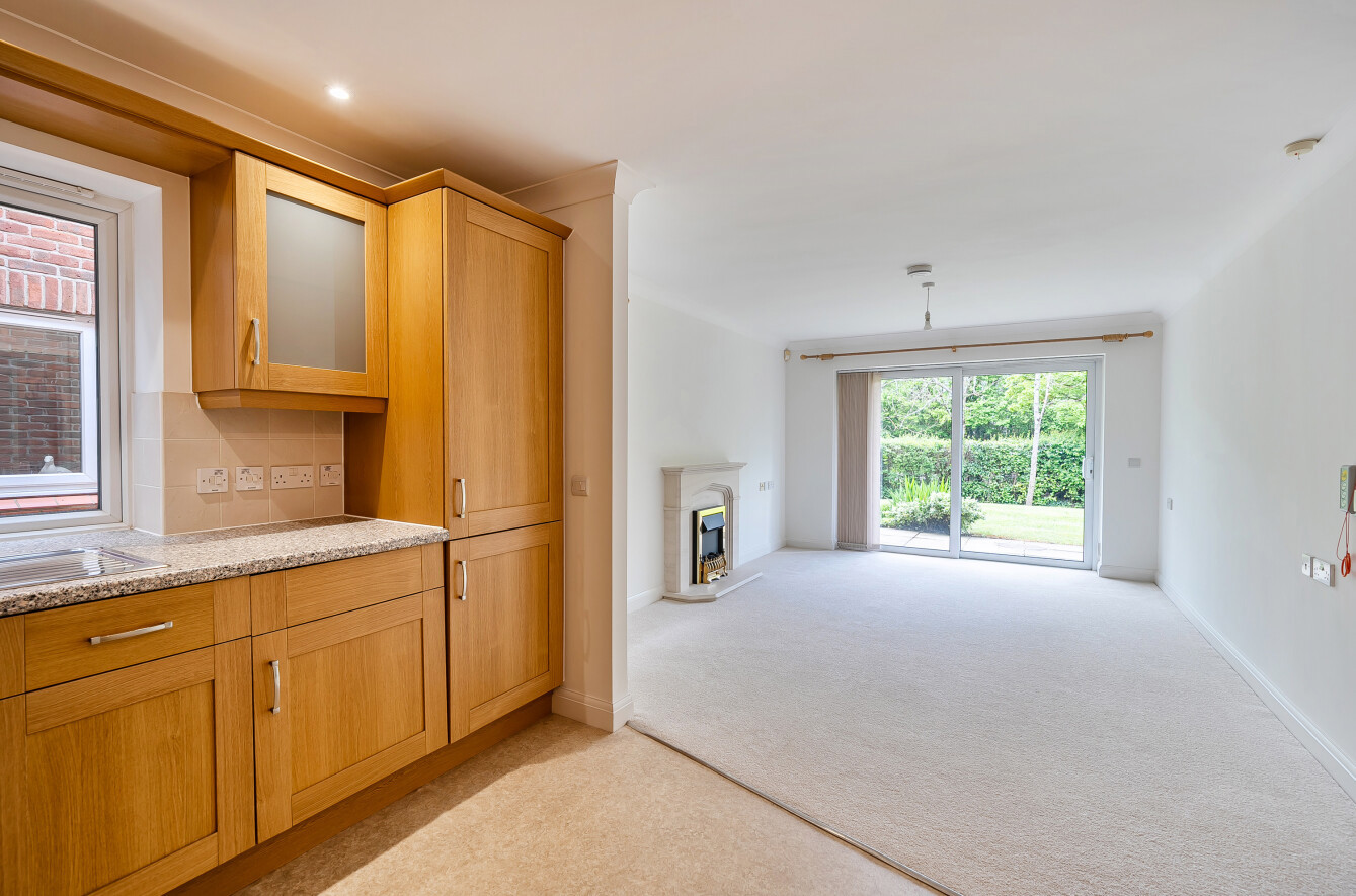 Shannon Way, Chandler's Ford, Eastleigh, Hampshire, SO53 - Charters