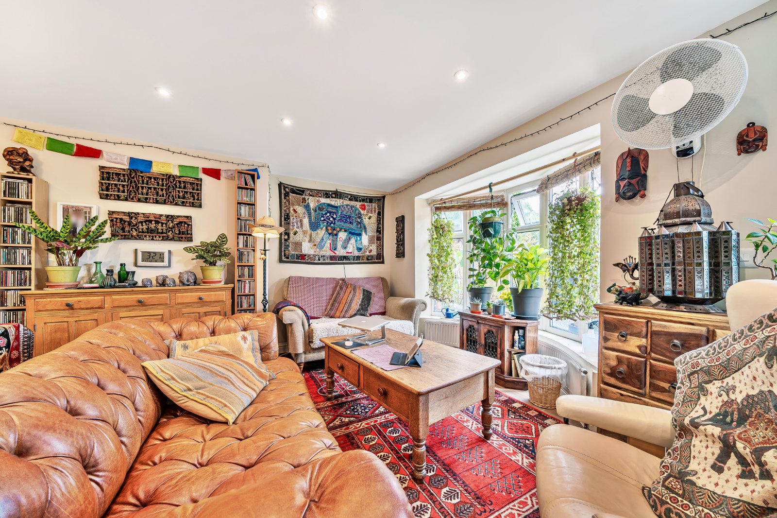 Oaklands Road, Havant, Hampshire, PO9 - Charters