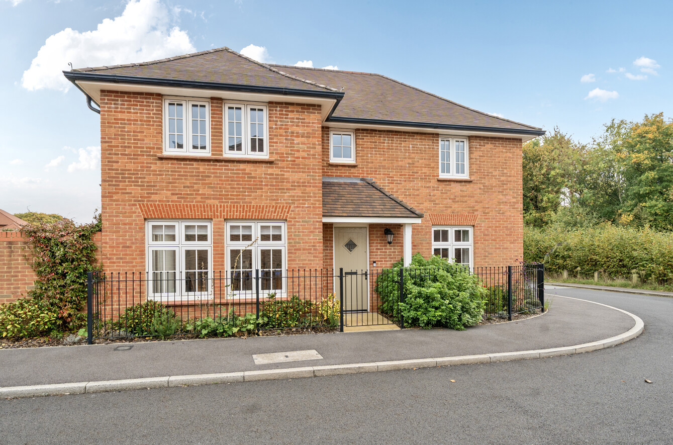 Churchill Close, Waterlooville, Hampshire, PO7