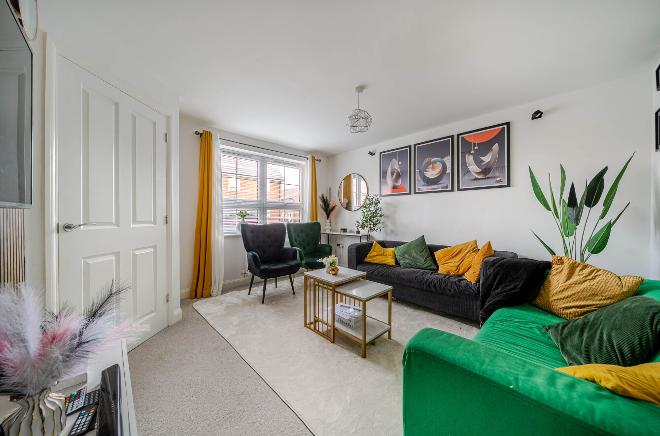 Chalk Dock Avenue, Havant, Hampshire, PO9