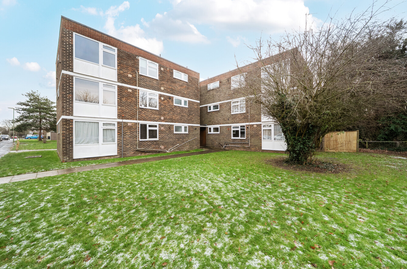 Juniper Square, Havant, Hampshire, PO9 - Charters