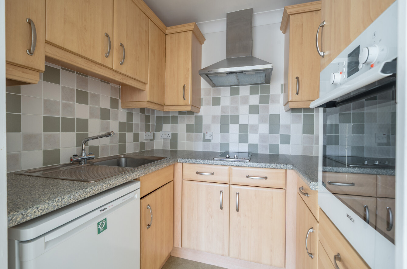 Henty Gardens, Chichester, West Sussex, PO19 - Charters