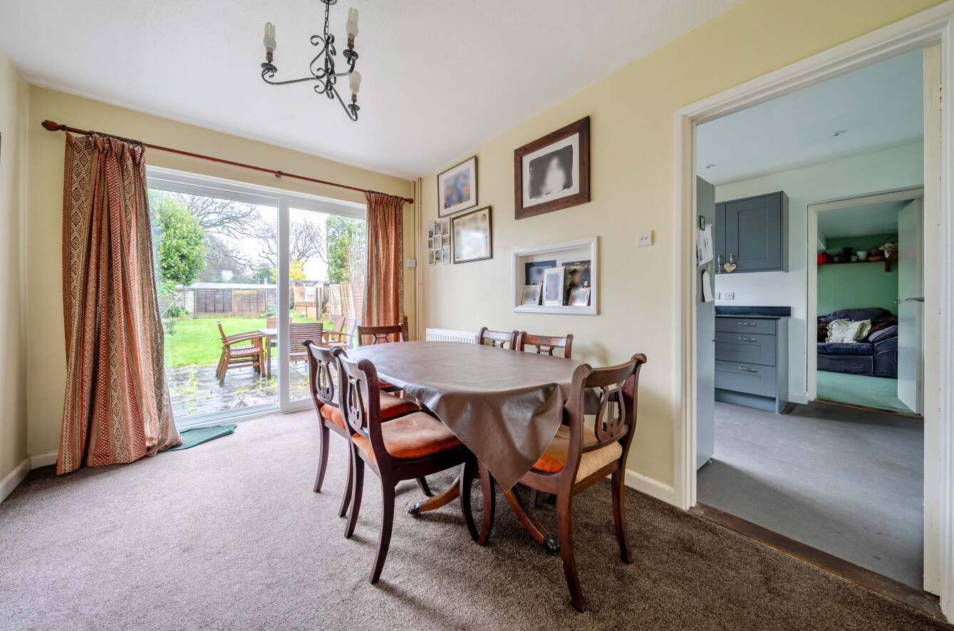 Bacon Lane, Hayling Island, Hampshire, PO11 - Charters