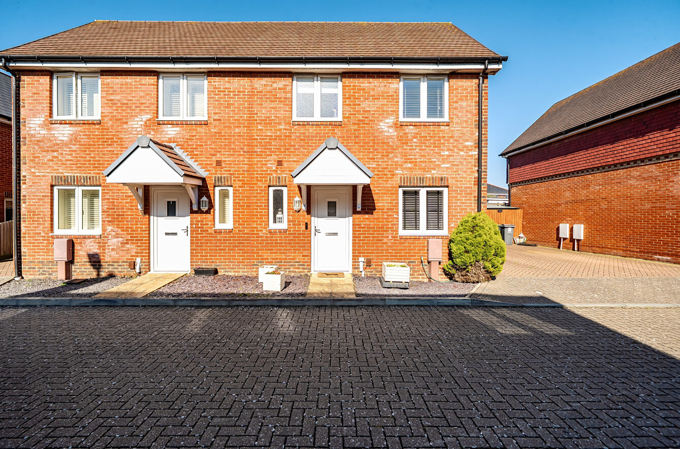Longcroft Way, Havant, Hampshire, PO9 - Charters