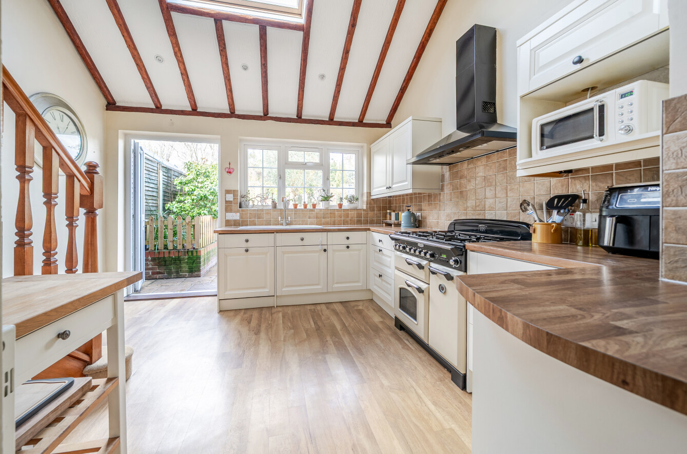 Lower Road, Havant, Hampshire, PO9