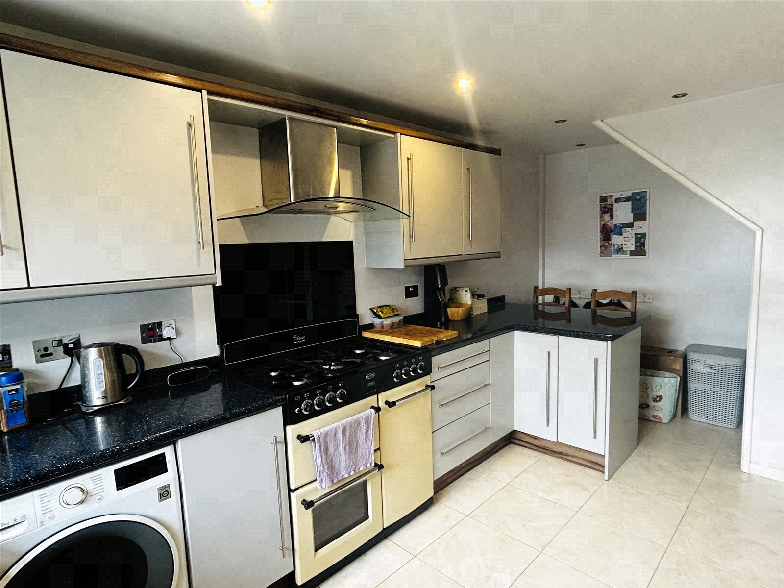 Athena Avenue, Waterlooville, Hampshire, PO7 Athena Avenue, Waterlooville, Hampshire, PO7 - Charters