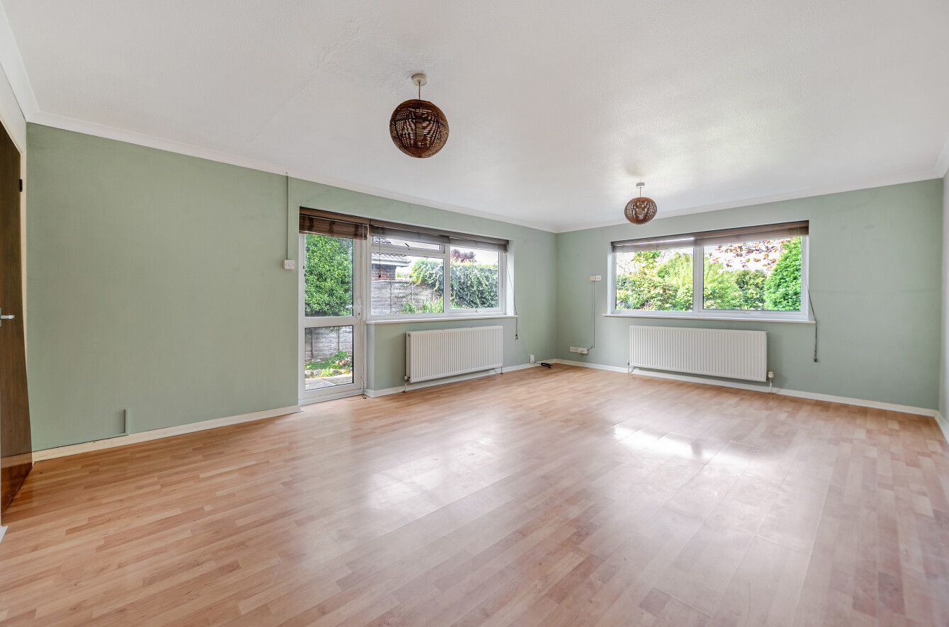 Creek Road, Hayling Island, Hampshire, PO11 - Charters