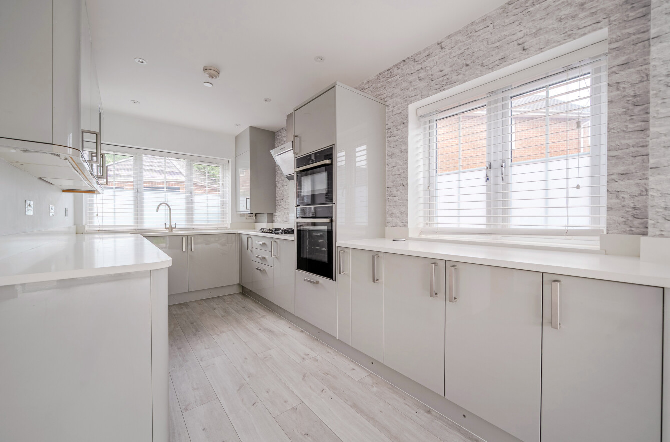 Wildwood Close, Titchfield Common, Hampshire, PO14 - Charters