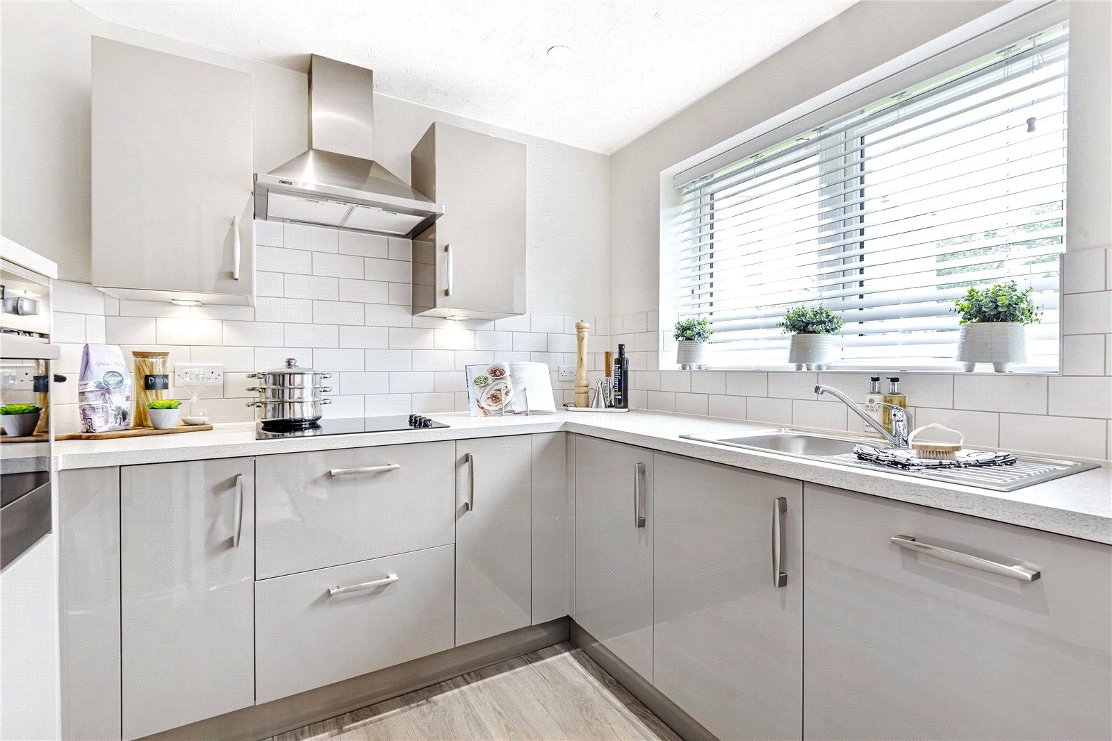 Botley Road, Park Gate, SO31