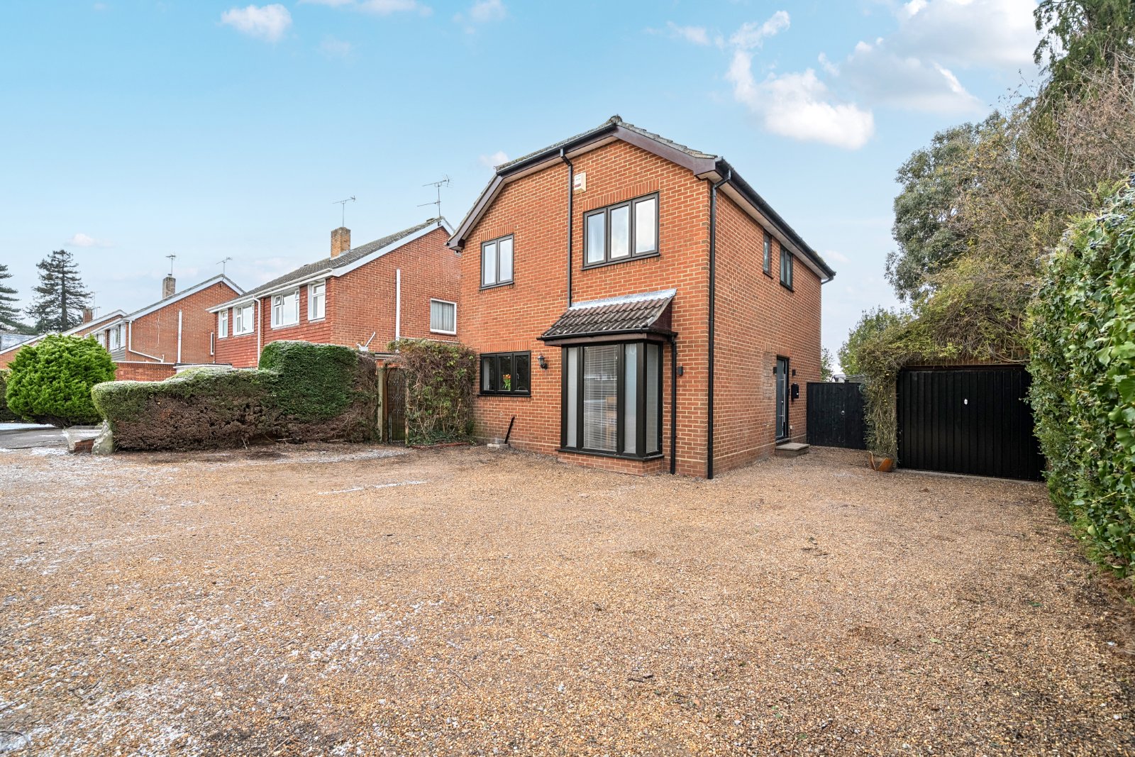 Painswick Close, Sarisbury Green, Hampshire, SO31