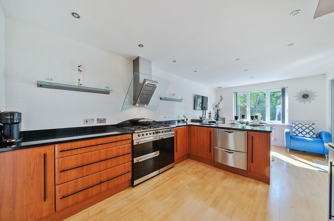 Lindbergh Rise, Whiteley, Hampshire, PO15 - Charters