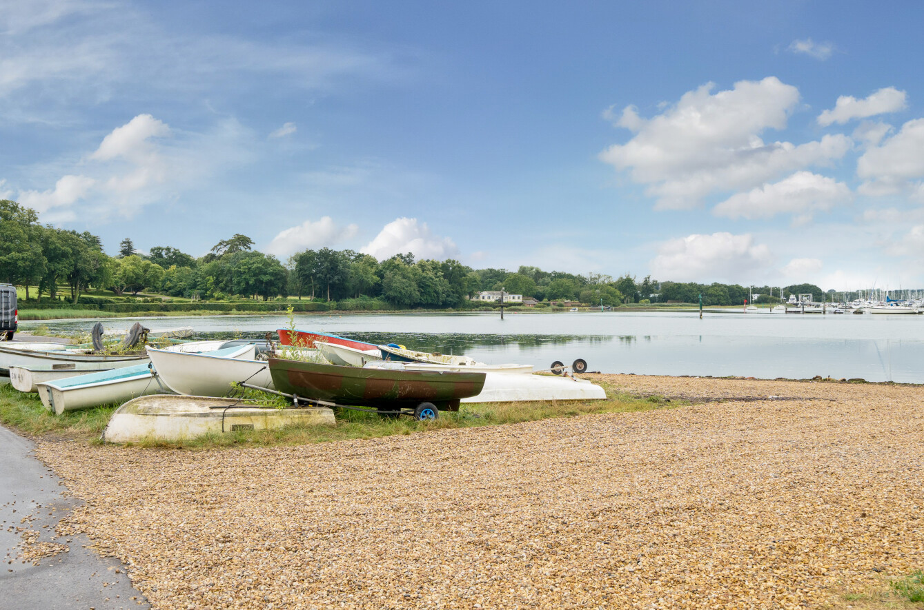 Swanwick Shore Road, Swanwick, Hampshire, SO31