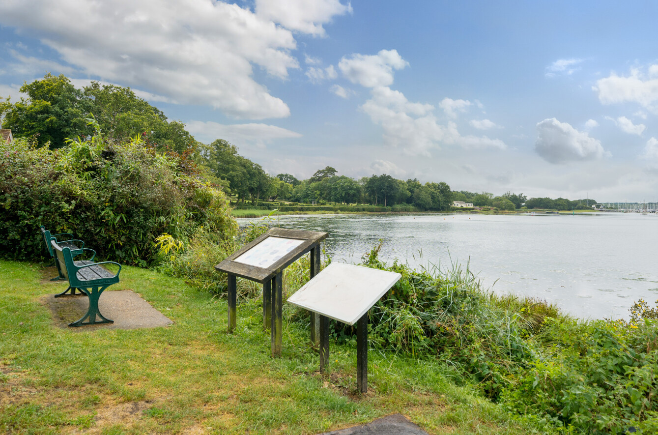 Swanwick Shore Road, Swanwick, Hampshire, SO31